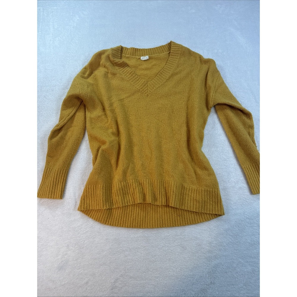 Women's Garage V-Neck Sweater Mustard Size Small Warm Cozy Fall